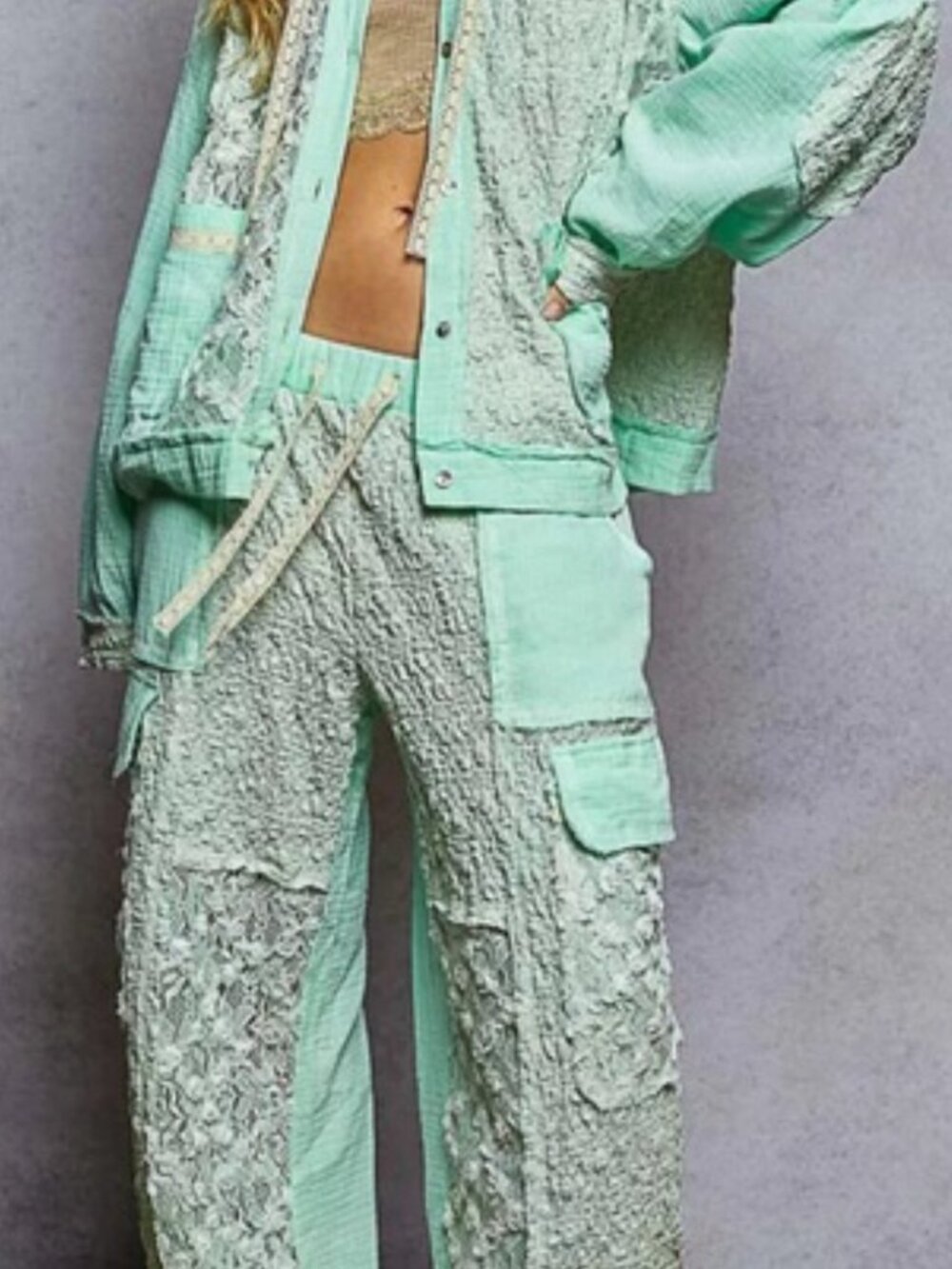 POL Mint Green Set Wide Leg Pants and Jacket with Lace Accents Size Small - Picture 2 of 12
